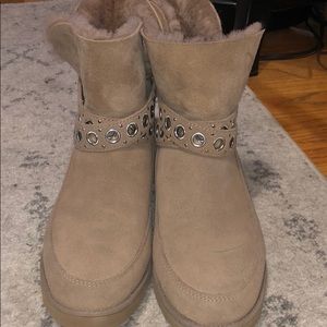 EUC UGG Alisia